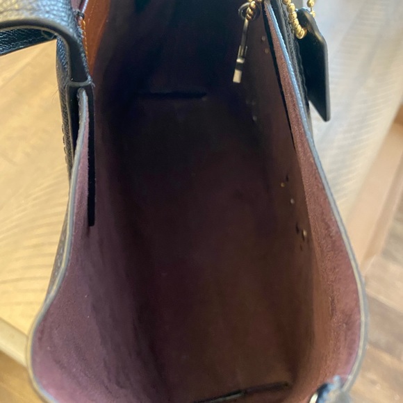 Coach Wizard of Oz Tote Cross Grain Leather with Coach Tag and Wand Charm - Picture 4 of 4